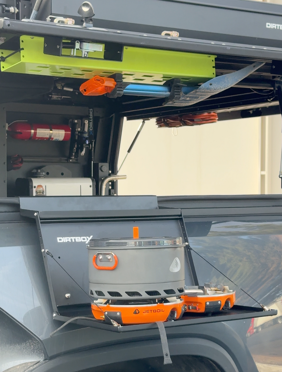 Hitch Hiker Folding Table | Dirtbox Overland