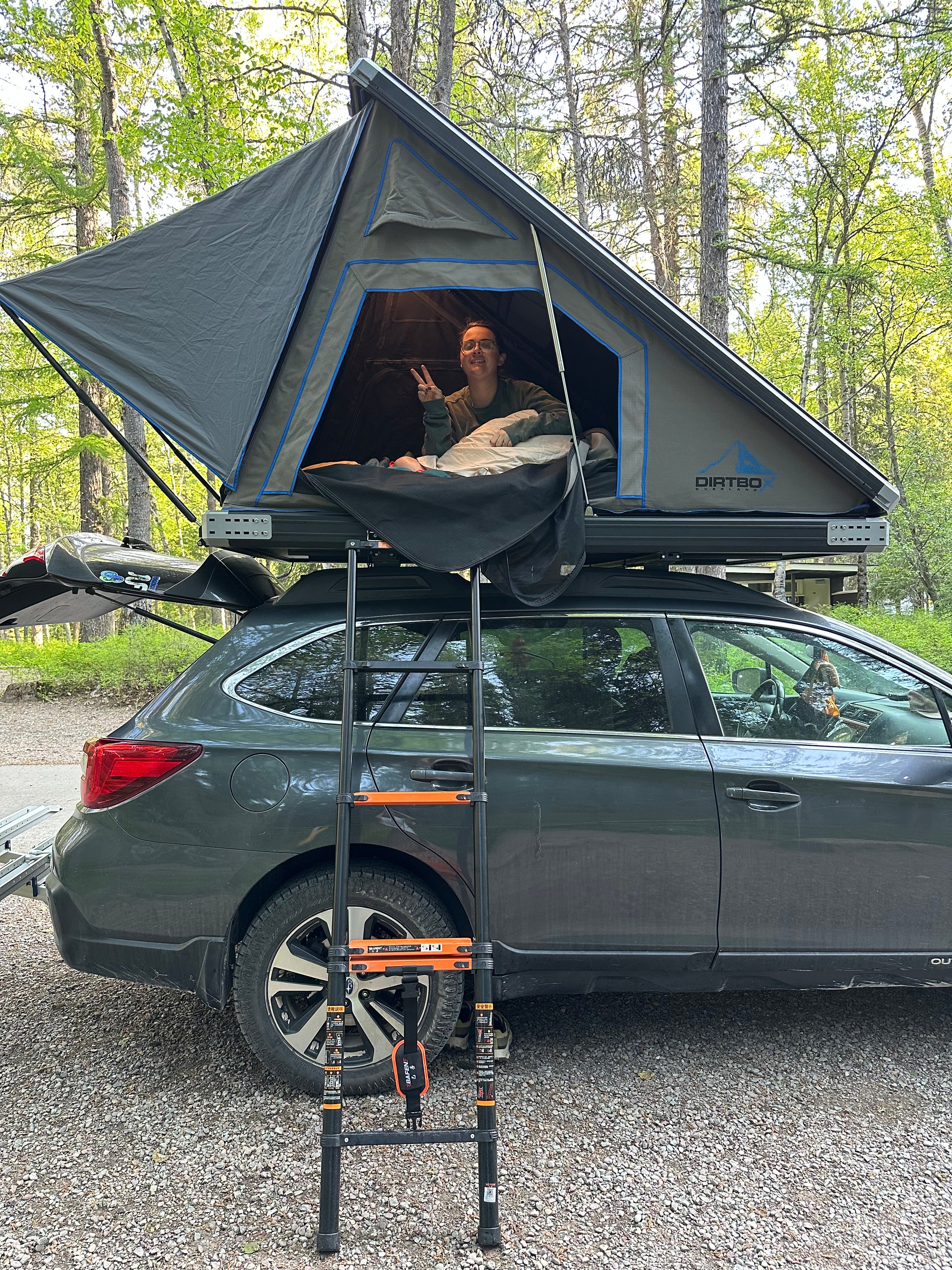 top tent for camping Dirtbox Overland Roof Top Tent