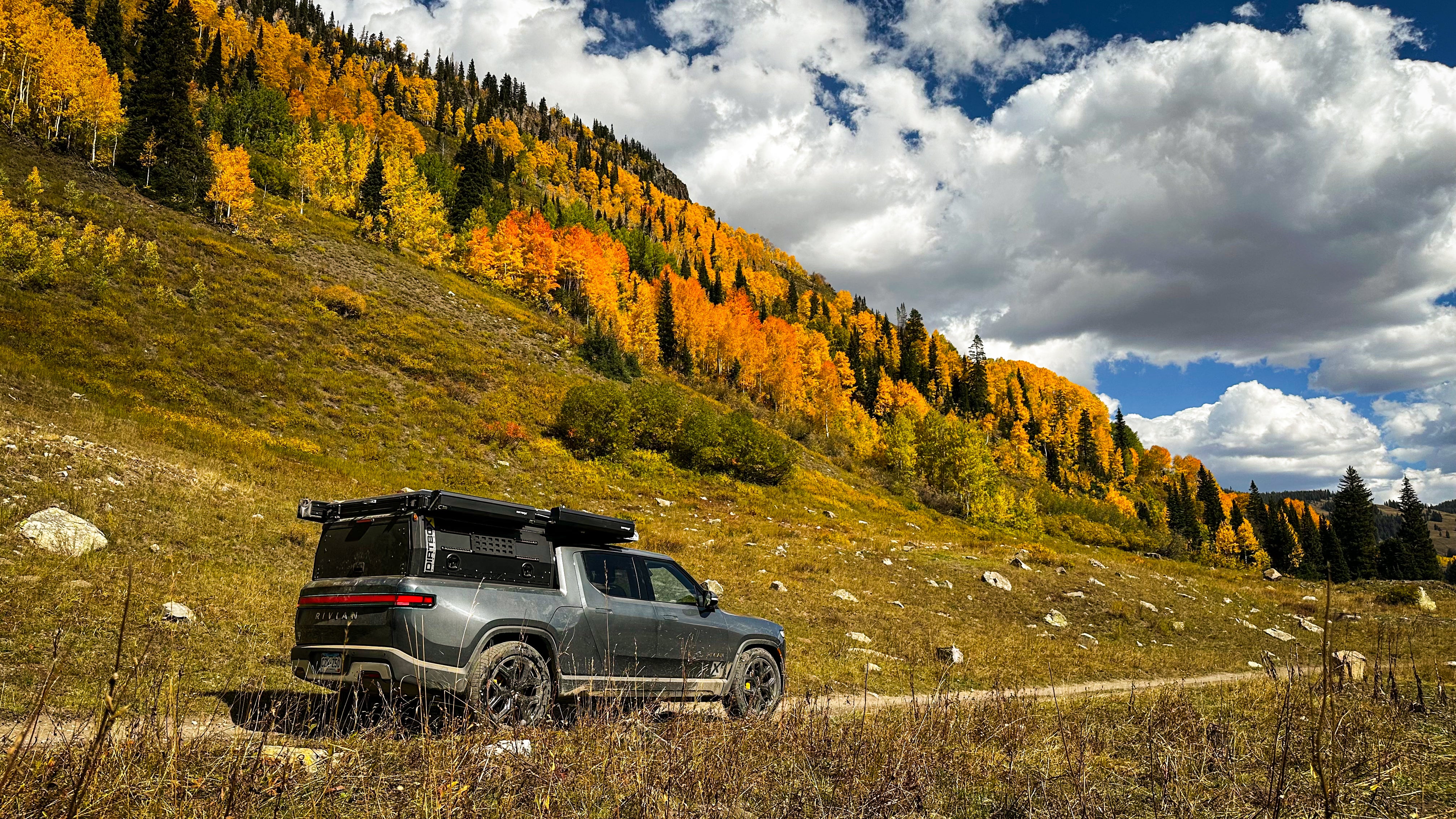 Rivian R1T Canopy Camper & Topper
